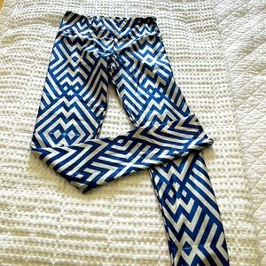 Goldsheep leggings. Size small.